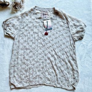 NWT Johnny Was Soft Beige Cupra Eyelet Blouse
